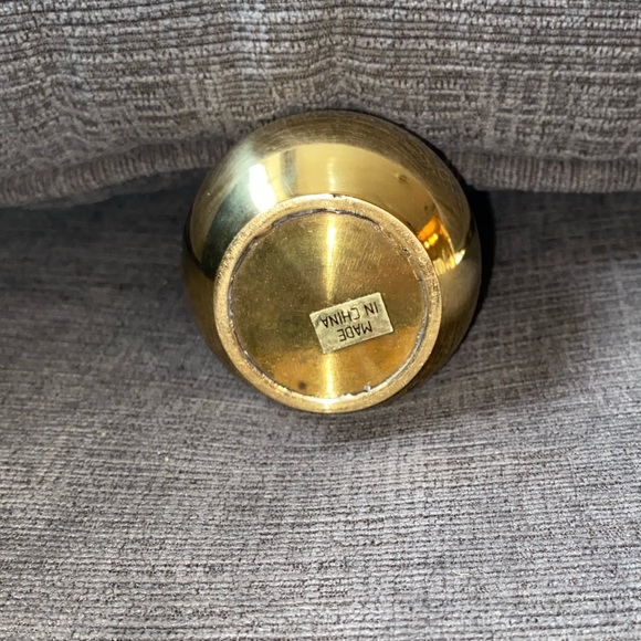EUC heavy shiny brass toned mini bud vase made in china. Type of metal unknown. - Picture 4 of 6